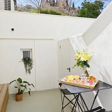 Hotel Des Calanques *