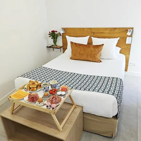 Des Calanques Hotel *
